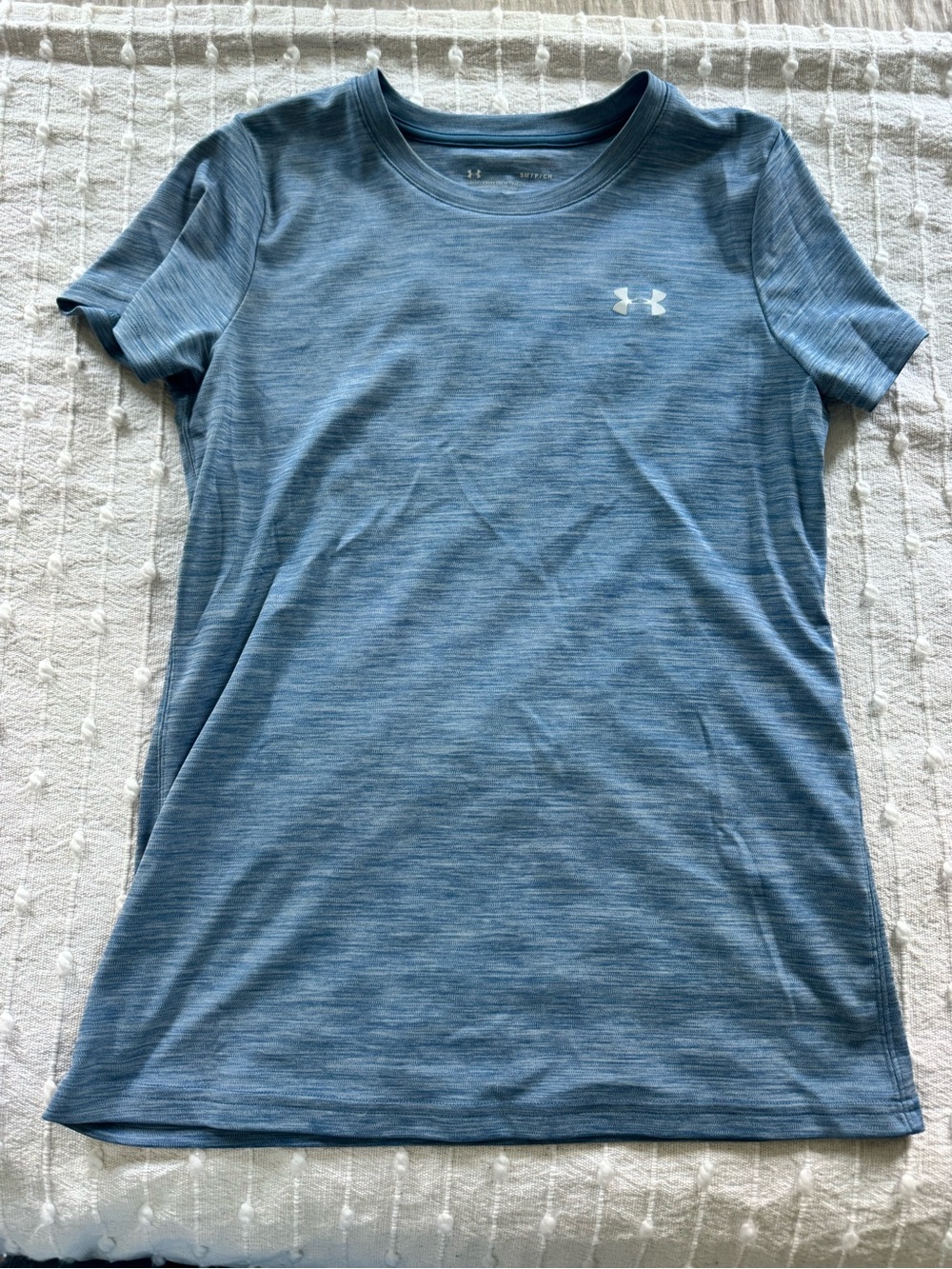 Under armour loose fit heat-gear short sleeve t shirt small blue